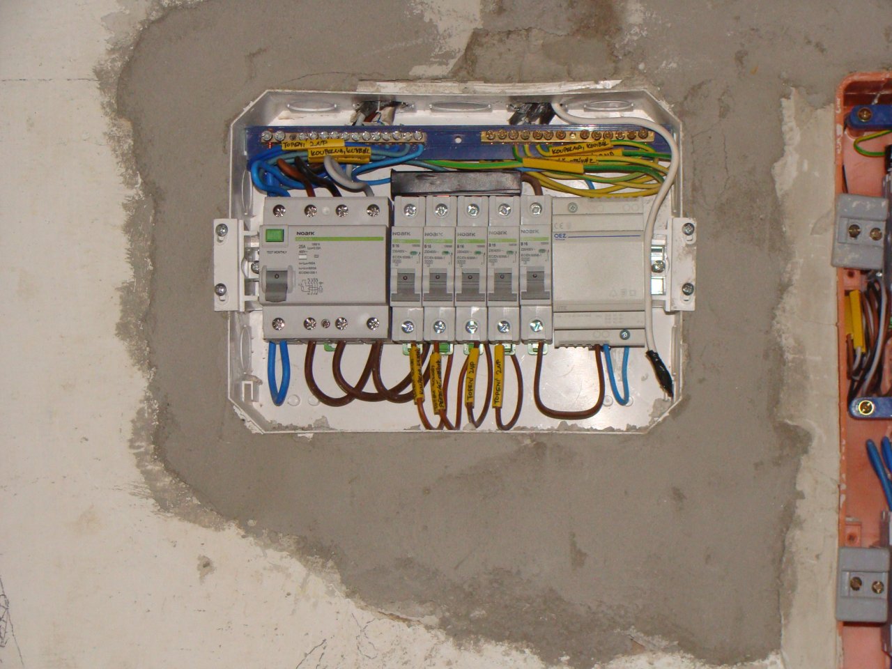 elektroinstalace Cholevátor