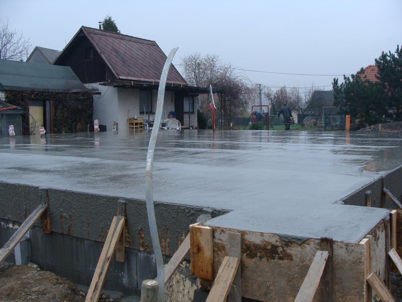stavební práce podkladová deska